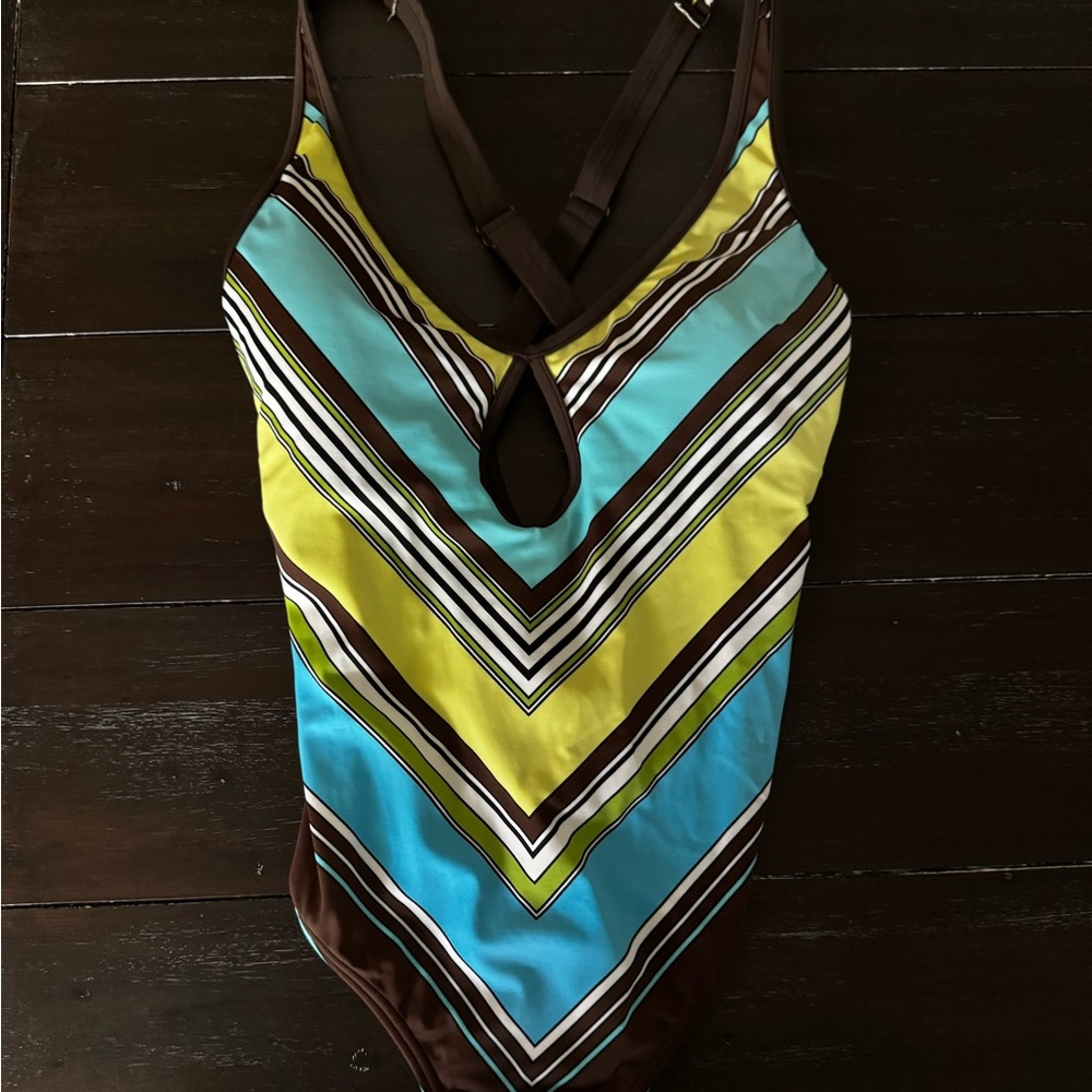 venus swimsuit size 12